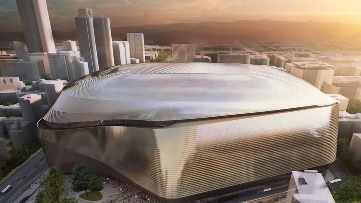 Real hat mit dem Estadio Santiago Bernabeu schon jetzt eine der schillerndsten Spielstätten im europäischen Fußball. Im August 2022 wird es allerdings in einem neuen Gewand erstrahlen
