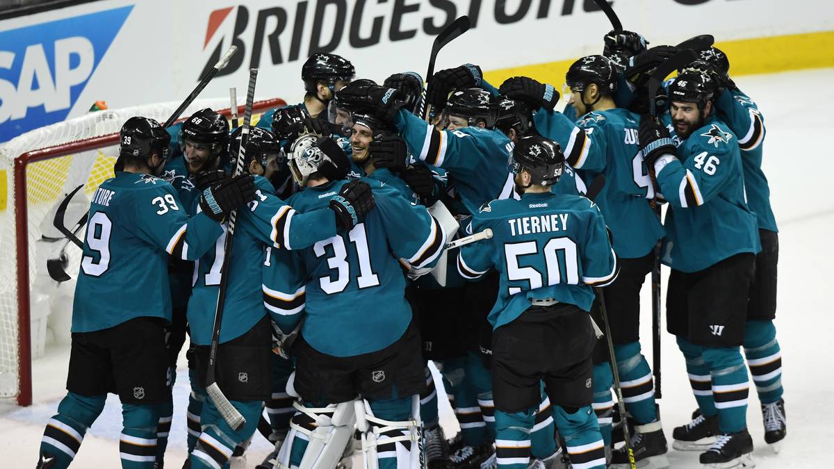 PLATZ 6, SAN JOSE SHARKS: Vergangenes Jahr scheitern die Sharks an Pittsburgh im Finale. Sorgen macht in dieser Saison allerdings die Defensive, die nicht zu den Top Fünf der Liga zählt. Auch offensiv sind die Sharks nicht auf absolutem Elite-Niveau
