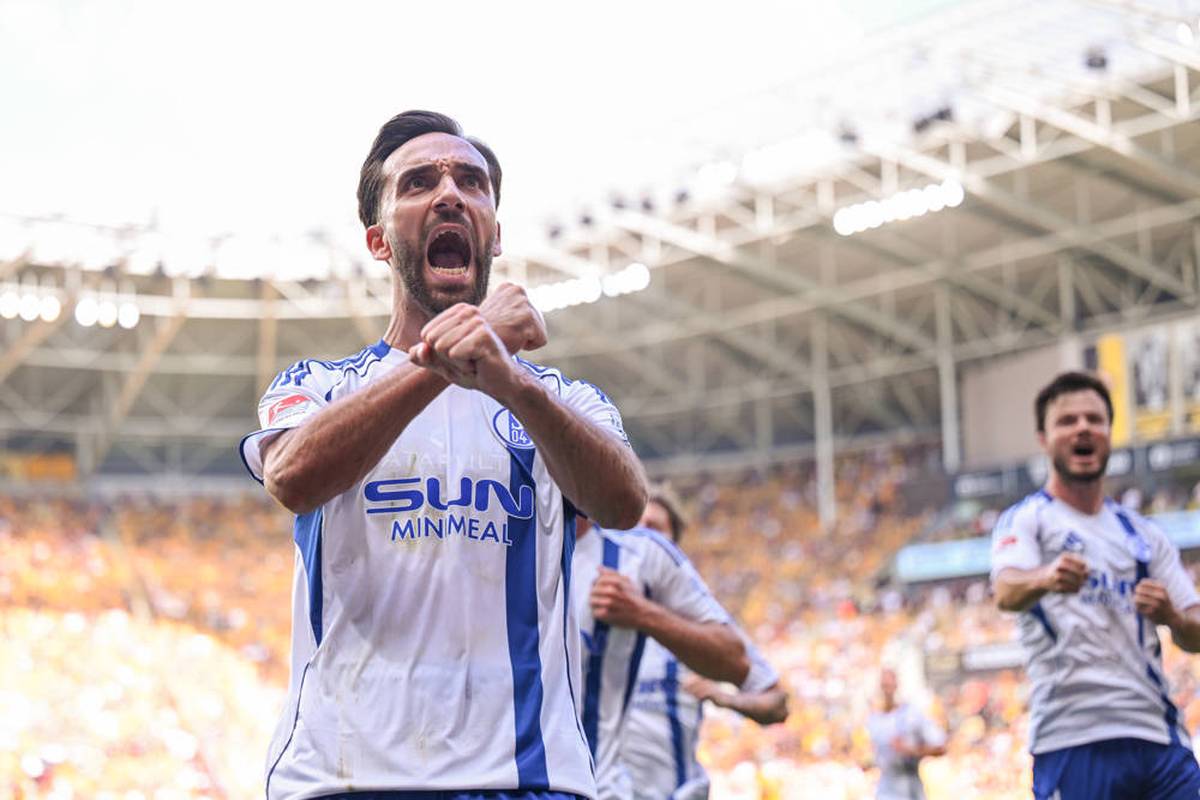 Sprung auf Rang 2! Später Treffer erlöst S04