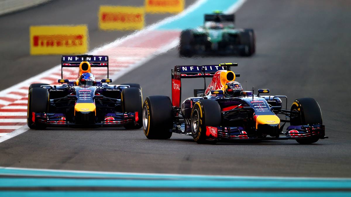 F1 Grand Prix of Abu Dhabi das Heck von Daniel Ricciardo vor sich - ein Bild, an das sich Sebastian Vettel 2014 gewöhnen musste