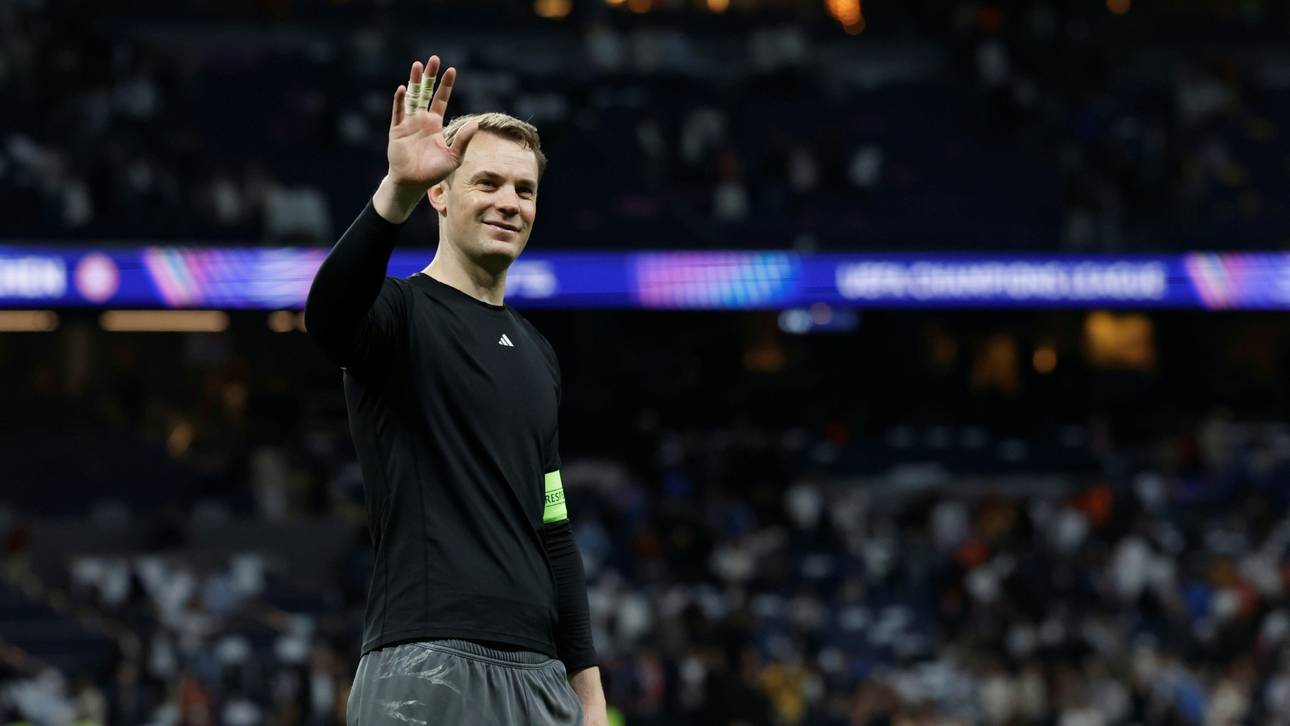 Neuer witzelt: „Ist ein Torwartfehler“