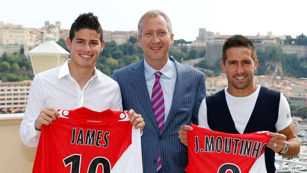 Transferoffensive im Doppelpack: Der AS Monaco schnappt sich in der Wechselperiode 2013 mit James und Joao Mountinho zwei Stars des FC Porto. Für den damals 22 Jahre alten Rodriguez zahlen die Monegassen 45 Millionen Euro Ablöse