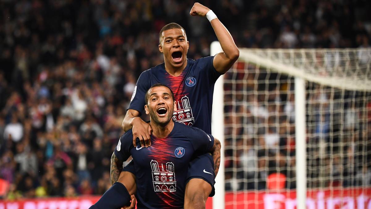 Im April bejubelte der Brasilianer seine zweite Meisterschaft im Trikot von Paris Saint-Germain. Beim 3:1-Sieg der Pariser gegen die AS Monaco liefert der Brasilianer seinem Mitspieler zwei Torvorlagen bei dessen Dreierpack. SPORT1 zeigt die erfolgreichsten Fußballer der Welt