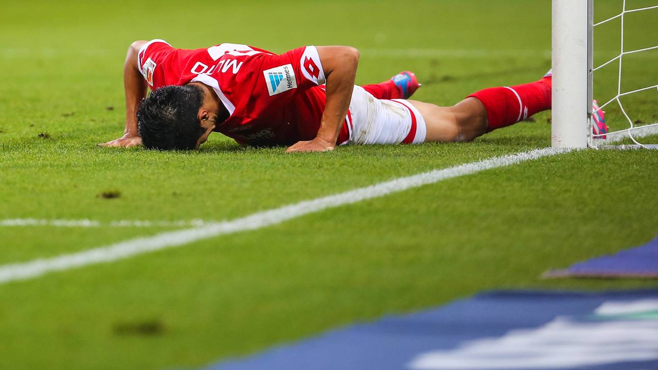 Muto wegen Knieverletzung nach Japan