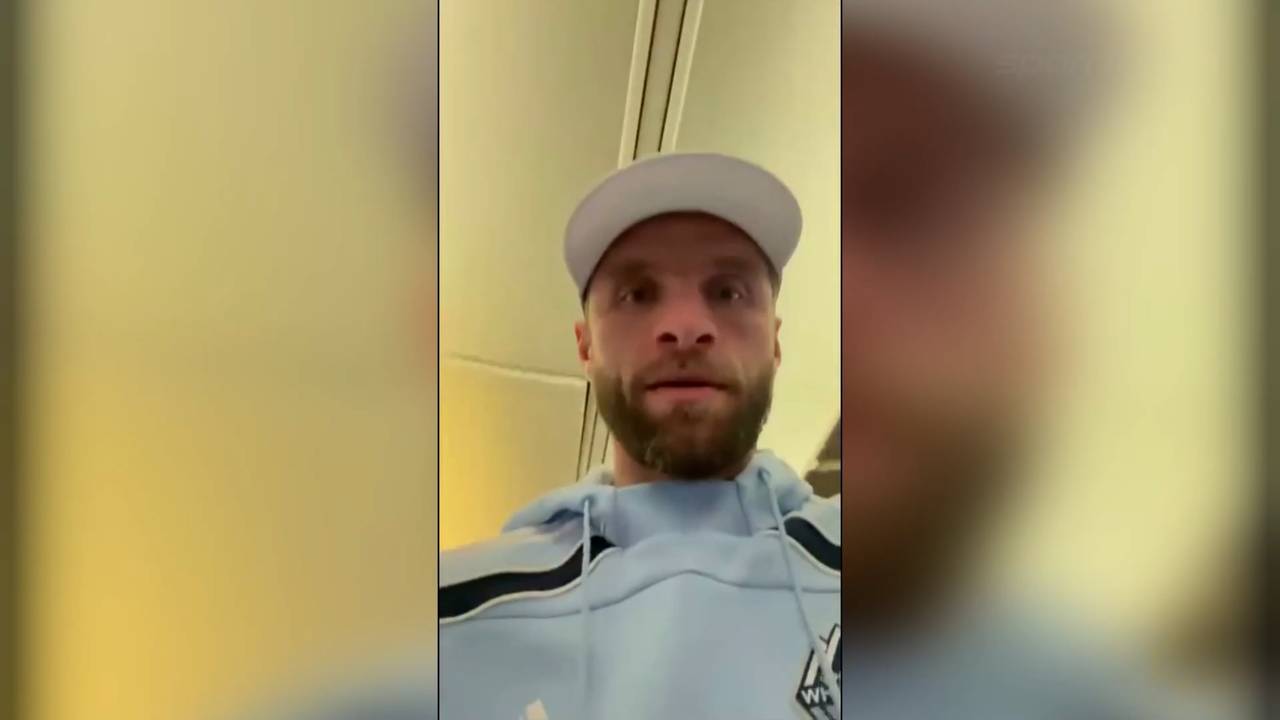 Im Flugzeug! Müller auf der Suche nach dem GOAT