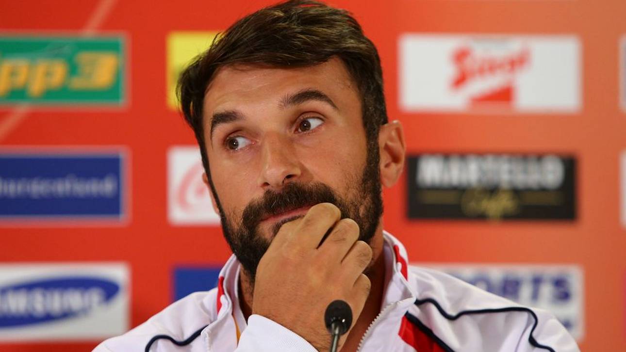 Mirko Vucinic muss zu Beginn eine klare Niederlage hinnehmen