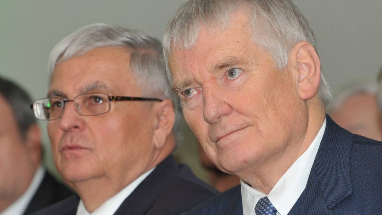 WM-Affäre: Schily greift Zwanziger an