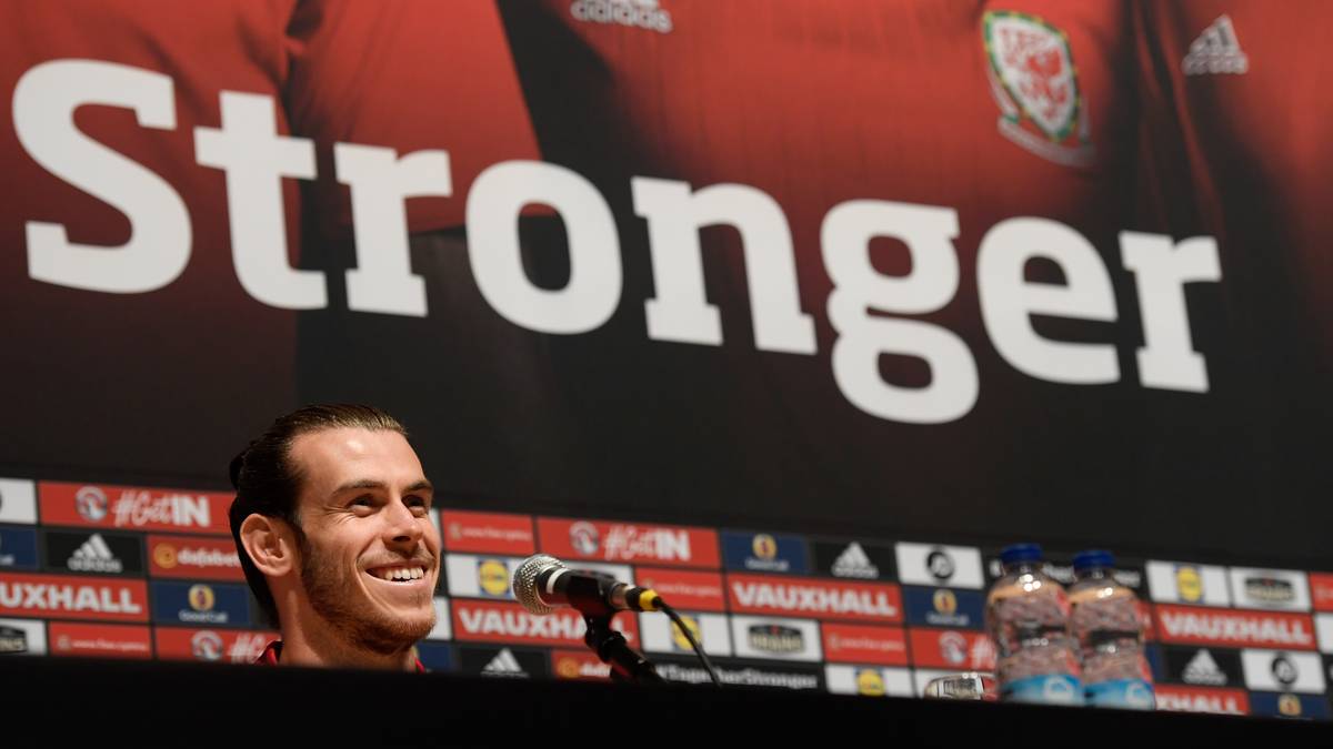 Die Waliser träumen nach dem sensationellen Halbfinal-Einzug von mehr. Bale hat jegliche Zurückhaltung abgelegt. "Es gab die Märchen von Dänemark und Griechenland. Das kann uns auch gelingen", sagte er und spielte auf die Sensations-Europameister von 1992 und 2004 an