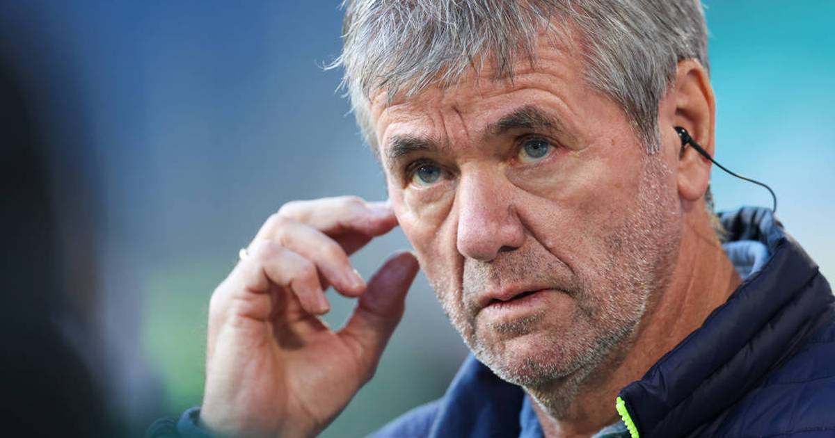 Für diesen Doppelpass-Monolog über den FC Bayern gibt's mehrfach Applaus