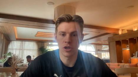 Der Ex-Frankfurter Jens Petter Hauge spricht im Exklusiv-Interview bei SPORT1 über seine Zeit bei der SGE und was ihn besonders hängen geblieben ist. 