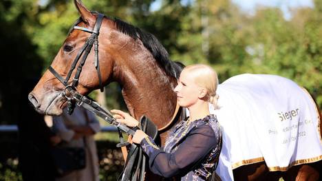 Sarah Steinberg gewann als erste Trainerin den Großen Preis von Baden Baden