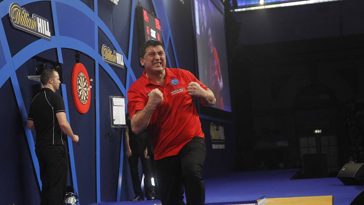 Auch Suljovic gelingt fast das perfekte Spiel. An Ende kann es ihm egal sein. "The Gentle" gewinnt und steht im Achtelfinale