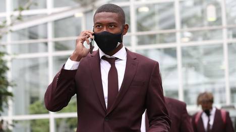 Die Bayern und David Alaba gehen künftig getrennte Wege. SPORT1 zeigt, wie es im Vertragspoker so weit kommen konnte. 