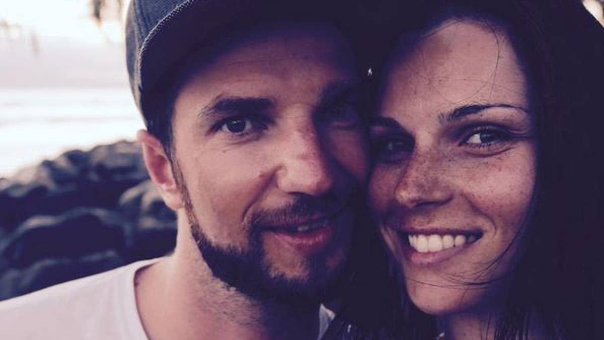 Fenningers sportlicher Erfolg ist auch das Resultat ihres privaten Glücks: Seit Jahren ist sie mit dem früheren Snowboarder Manuel Veith liiert