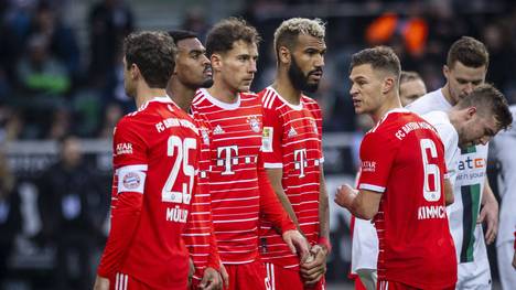 Der FC Bayern wirkt aktuell ausgelaugt. Vor allem die Mittelfeld-Zentrale befindet sich im Formtief. Bekommen Kimmich und Goretzka eine Pause? In deren Schatten brennt ein Youngster auf Spielminuten.