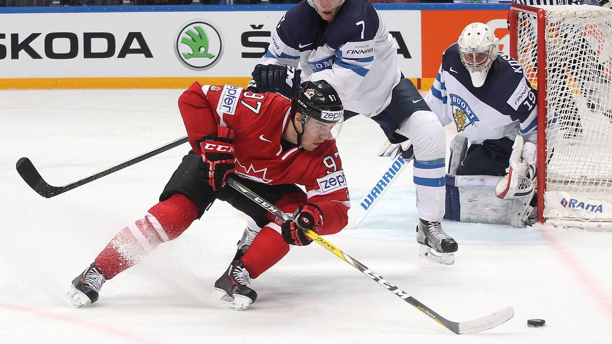 PLATZ 1 - KANADA: Der 26-fache Weltmeister will mit Rekordchampion Russland (27) gleichziehen. Mit Bill Peters steht wieder der Weltmeistertrainer von 2016 an der Bande. Nach der Schmach bei Olympia wollen die Kanadier um Draisaitls Oilers-Teamkollege Connor McDavid unbedingt den WM-Titel. Der absolute Topfavorit