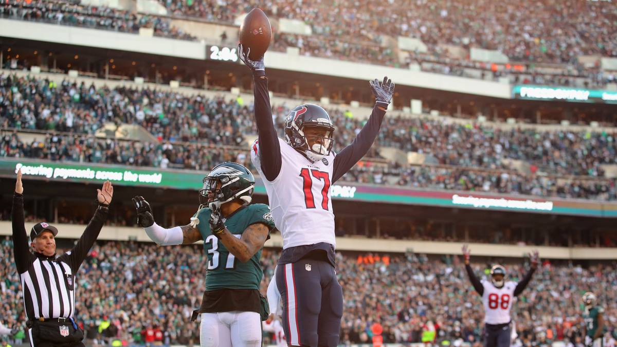 3. HOUSTON TEXANS (10-5, vs. Jaguars): Gewinnen die Texans gegen Jacksonville, haben sie als Erster der AFC South in der ersten Playoff-Woche spielfrei. Bei einer Niederlage müsste Houston dagegen auf jeden Fall in der Wildcard-Round ran