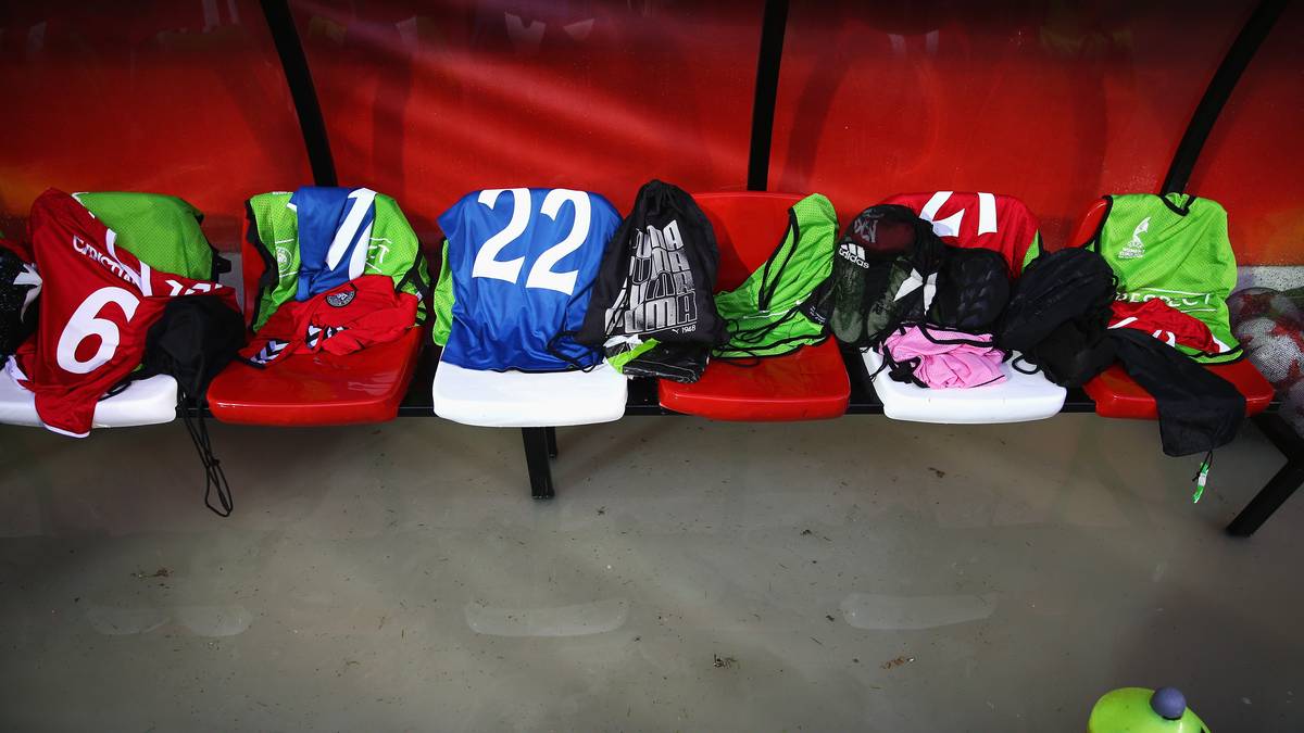 Beide Teams sind vorbereitet, schließlich ist das Wetter recht bescheiden