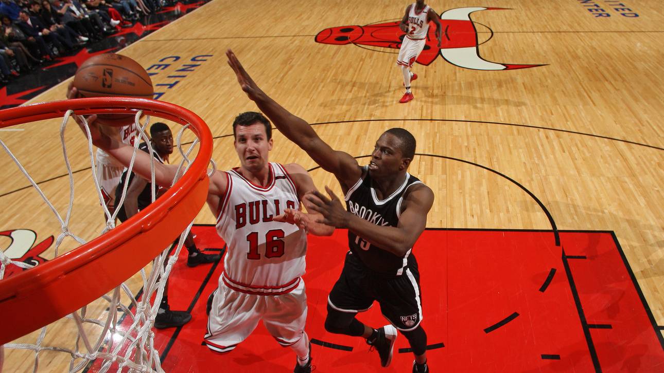 Zipsers Rekord bringt Bulls Playoffs