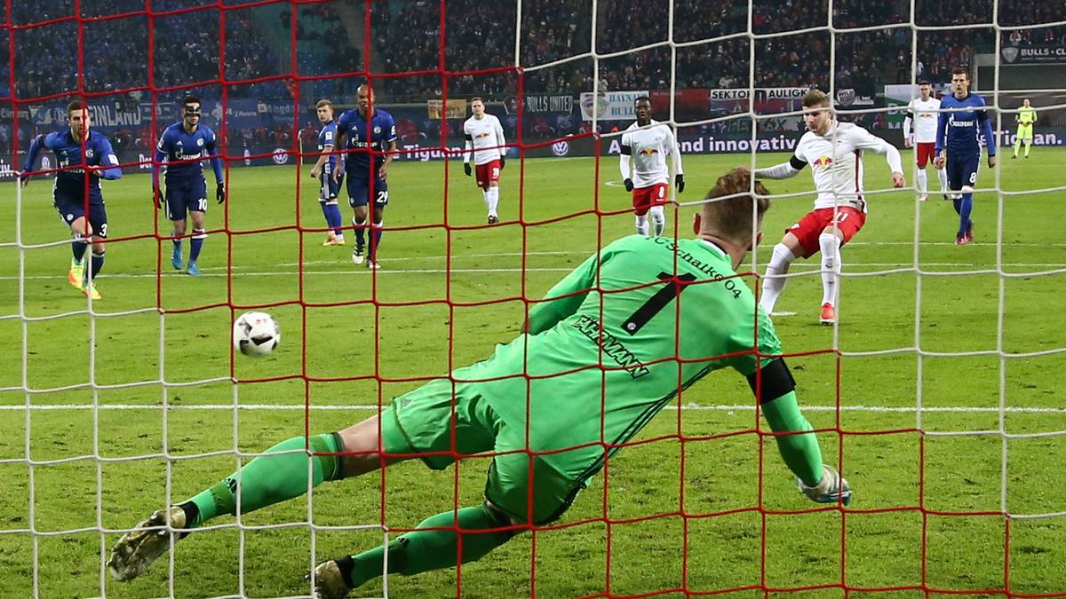 Den anschließenden Elfmeter verwandelt Werner selbst sicher