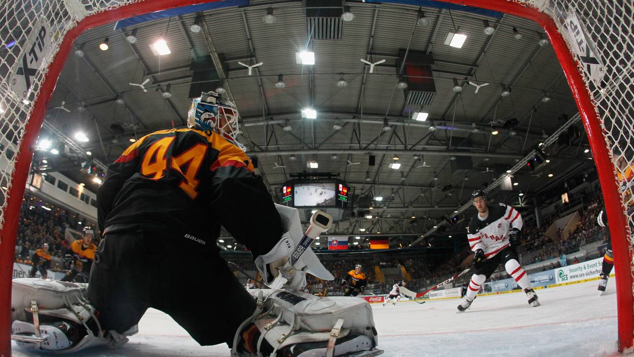 Canada v Germany - Deutschland Cup 2014