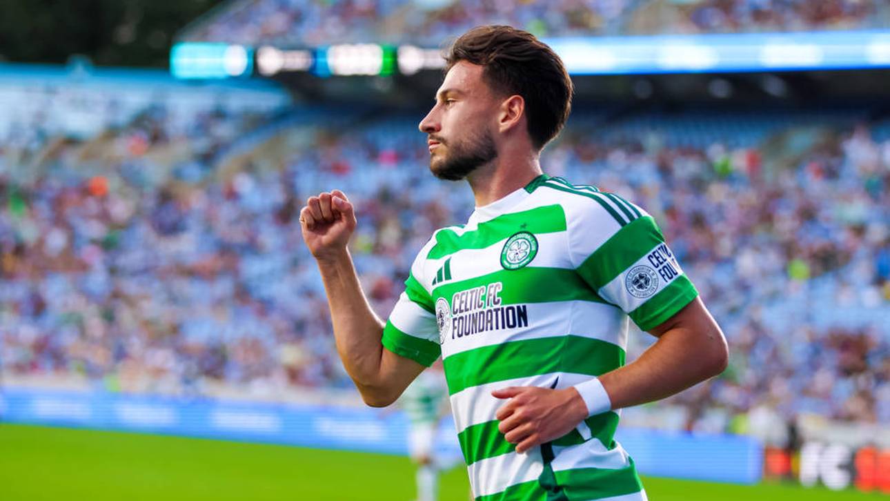 Nicolas Kühn (Celtic Glasgow) jubelt nach seinem Treffer gegen Manchester City
