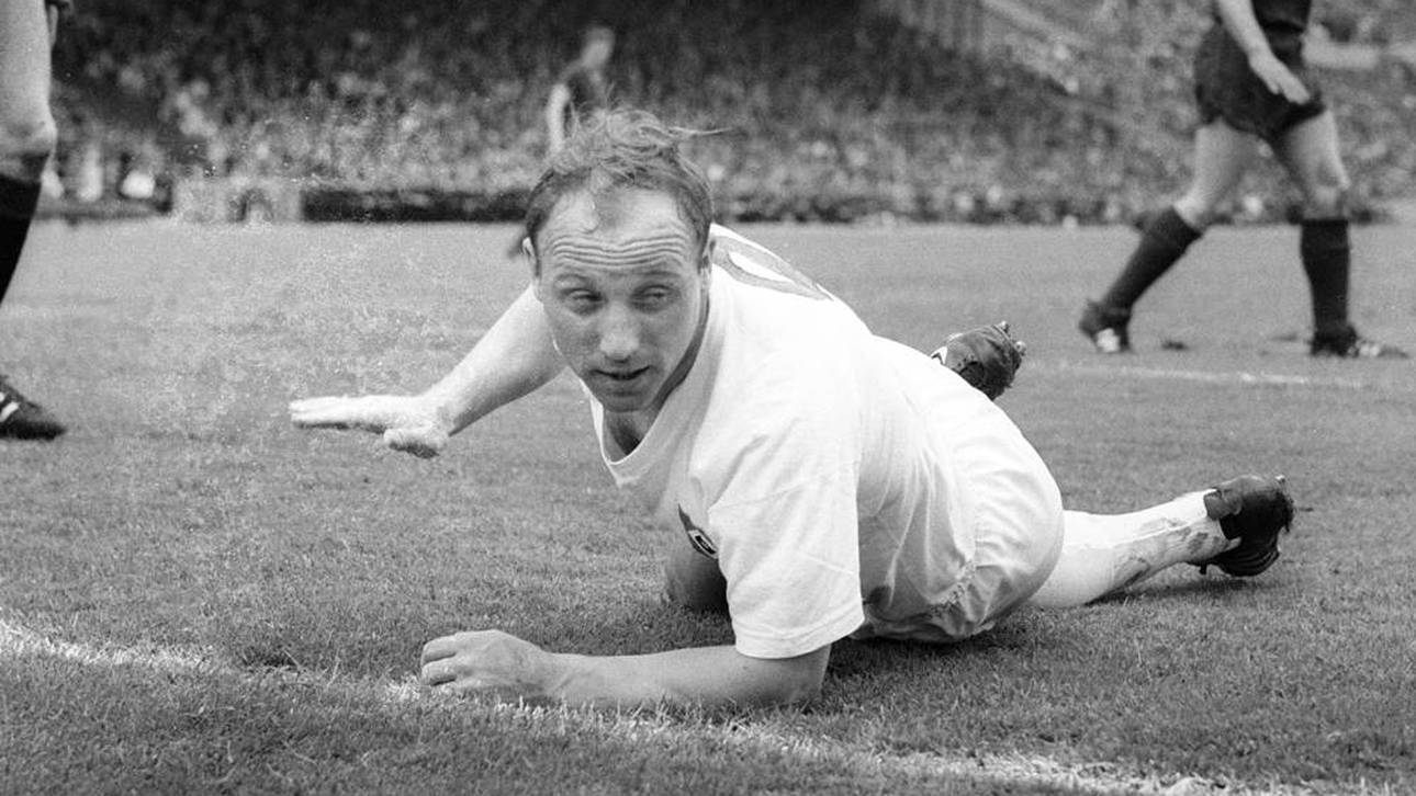 Uwe Seeler riss sich 1965 in Frankfurt die Achillessehne