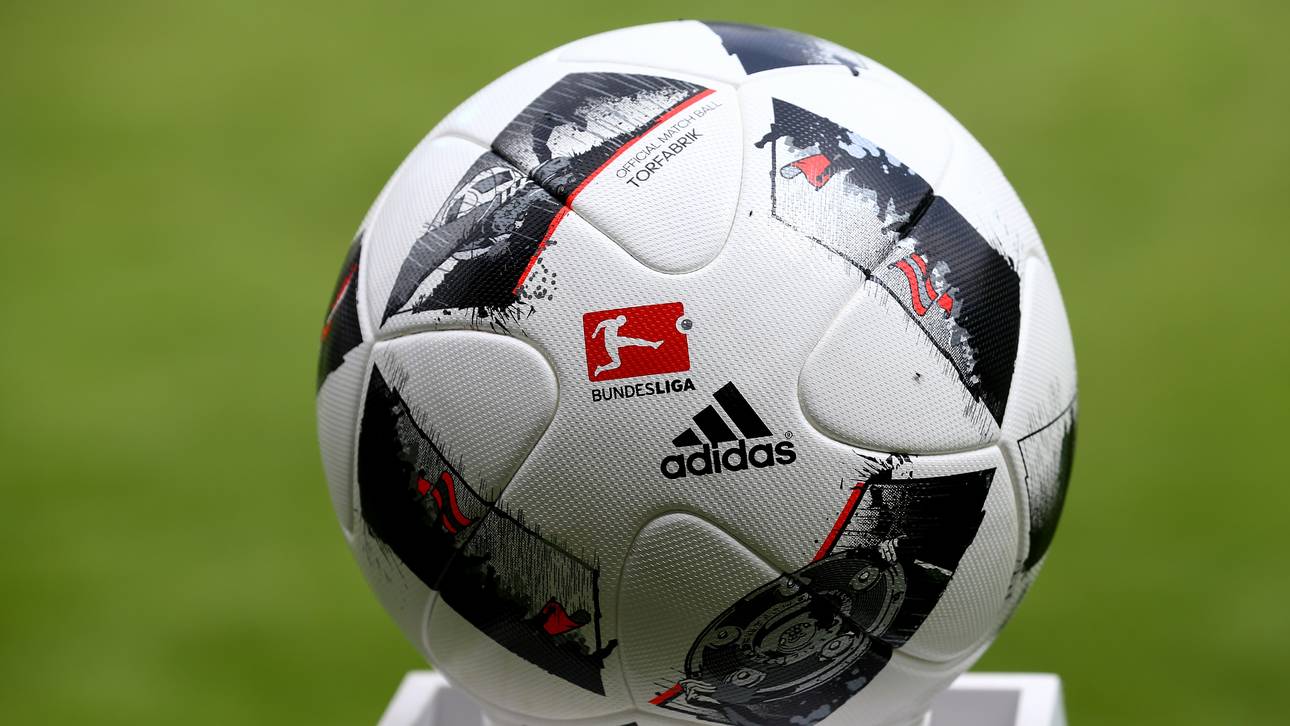 Neuer Spielball mit Comic-Motiven