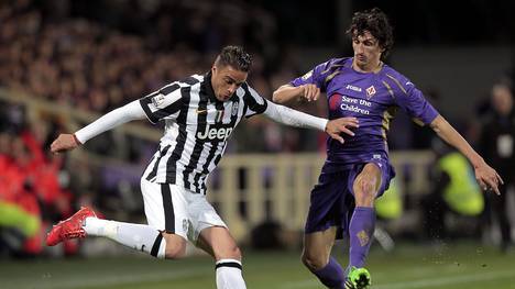 Juventus Turin um Alessandro Matri (l.) empfängt den AC Florenz