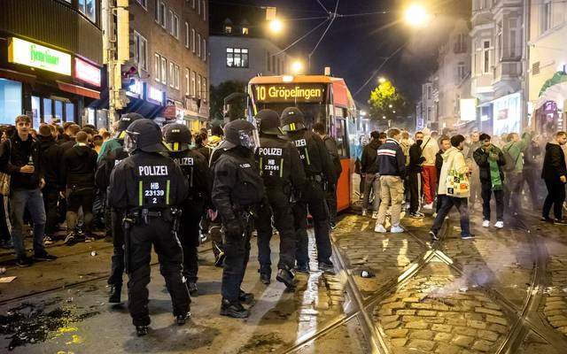 Werder Bremen Fan Randale Nach Klassenerhalt Gegen Heidenheim