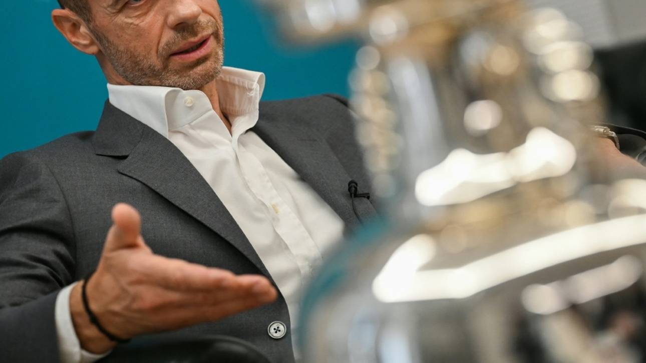 WM-Rhythmus: Europarat stützt UEFA