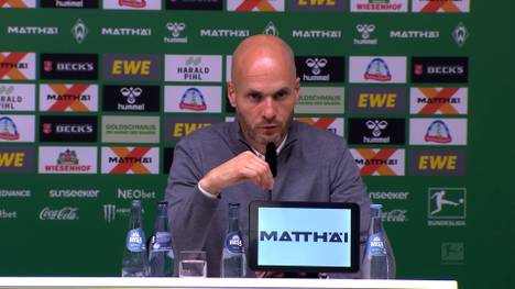 Trotz der Niederlage gegen Werder Bremen gibt sich Wolfsburg-Trainer Paul Simonis kämpferisch. Der Niederländer glaubt weiterhin an den Turnaround unter seiner Leitung. 