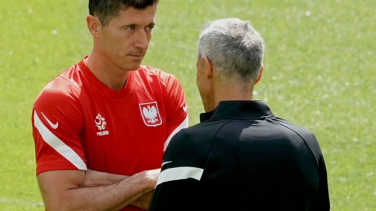 Polens Trainer Sousa verteidigt Lewandowski: „Er hat sich geopfert“