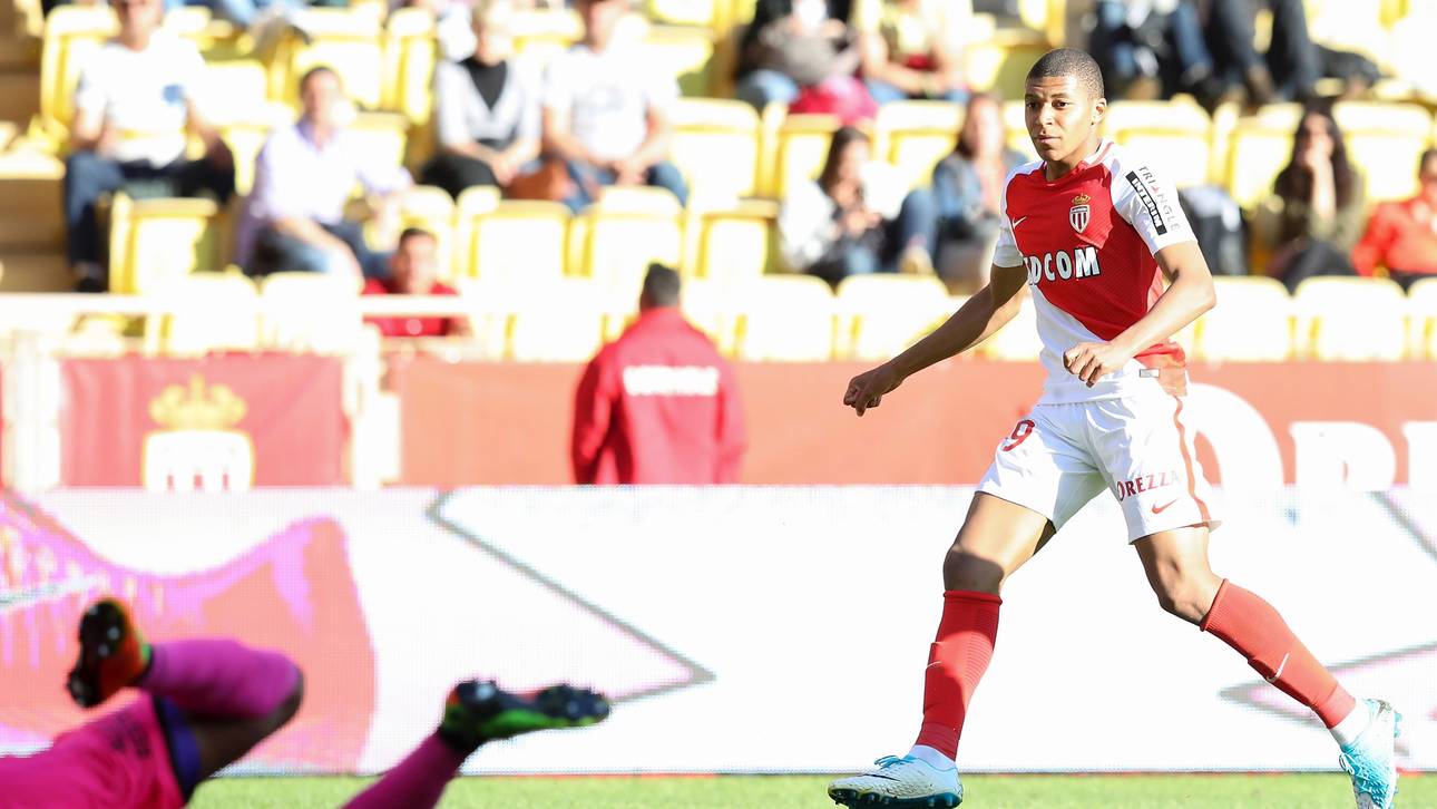 Trainer-Duo fühlt bei Mbappe vor