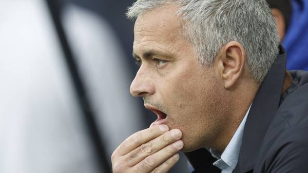 Chelseas Coach Jose Mourinho kann den Hype im Fußball nicht nachvollziehen