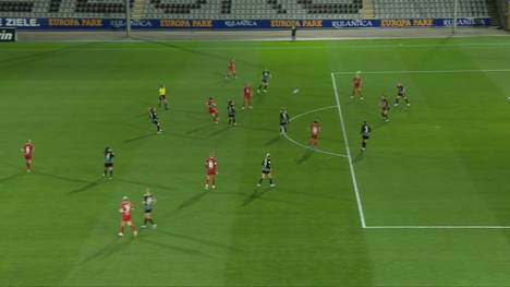 Die Frauen des 1. FC Köln sind zu Gast beim SC Freiburg - nach einem harten Kampf trennen sich beide Mannschaften mit einem 3:3.