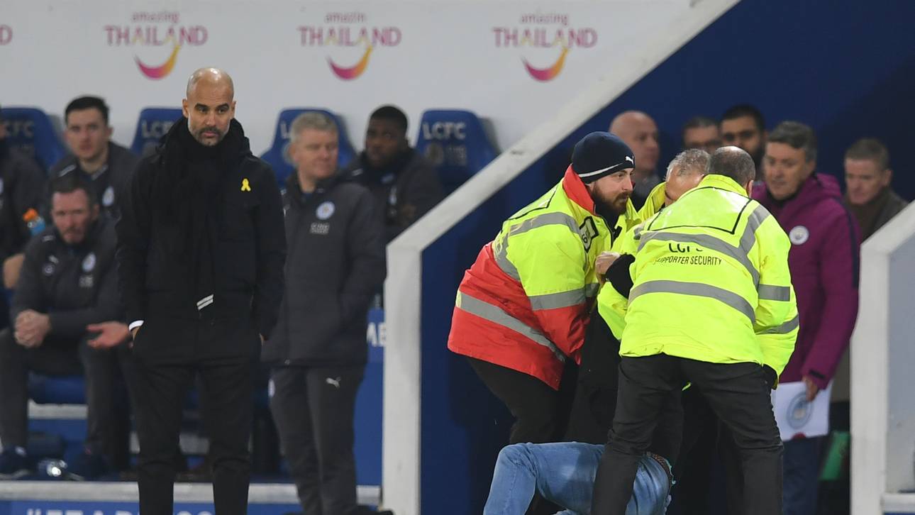 FBL-ENG-LCUP-LEICESTER-MAN CITY
