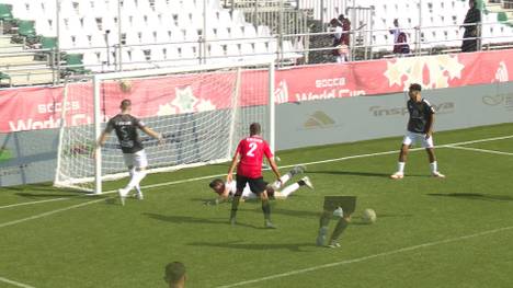 Die deutsche Nationalmannschaft gewinnt auch ihr drittes Gruppenspiel souverän. Doch der 7:3-Sieg gegen Libyen hat auch einen Dämpfer parat: Christoph Kramer muss angeschlagen vom Feld.