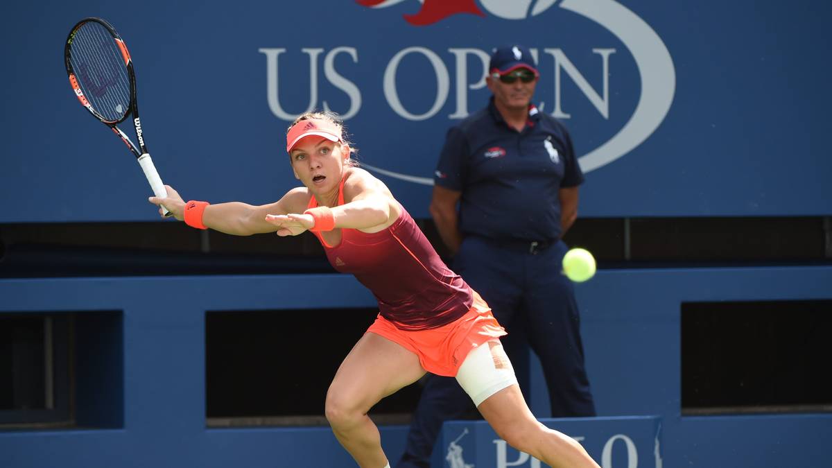 Halep kann beim Stand von 3:1 für Asarenka den Breakball verwandeln, doch...