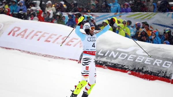 Fritz Dopfer jubelt nach dem WM-Slalom