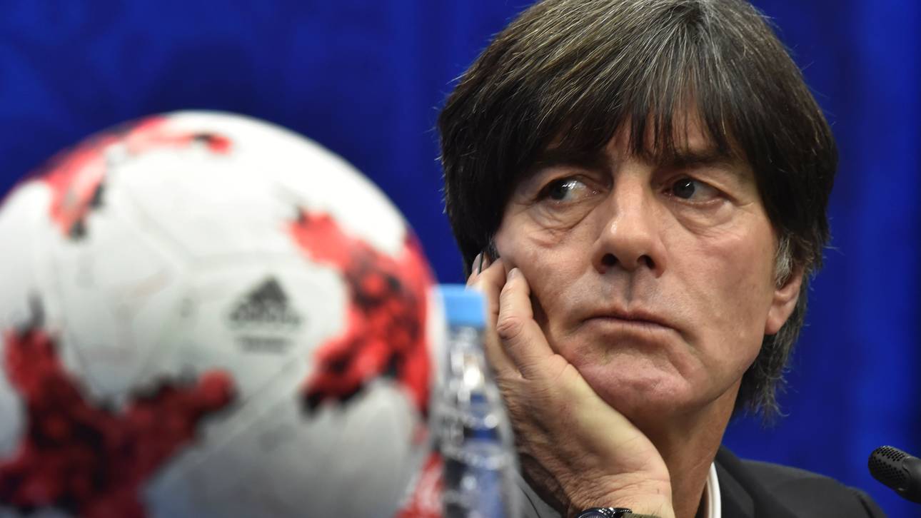 Löw kritisiert BVB-Bosse