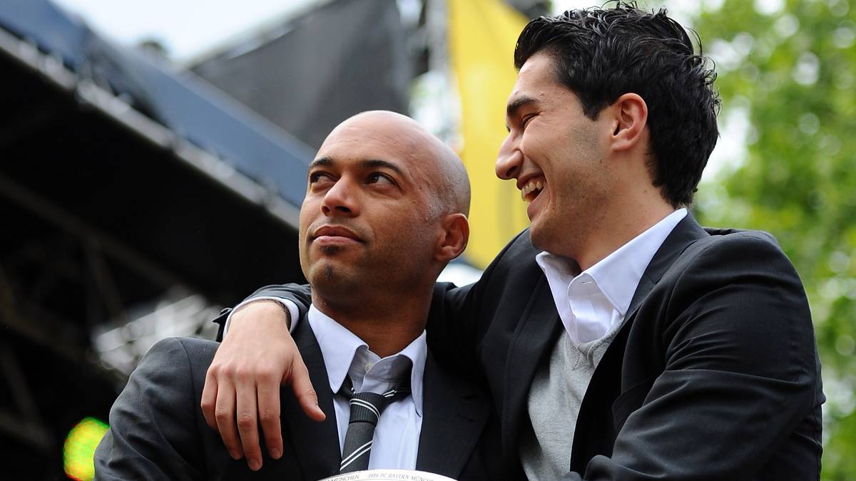 Dede bestritt 322 Bundesliga-Spiele für den BVB (Platz 4 hinter Zorc, Weidenfeller, Lothar Huber) und war zumindest noch ein emotionales Zentrum von Jürgen Klopps erster Meistermannschaft 2011. Nach seiner Karriere kurz Co-Trainer bei seiner letzten Profistation Eskisehirspor in der Türkei