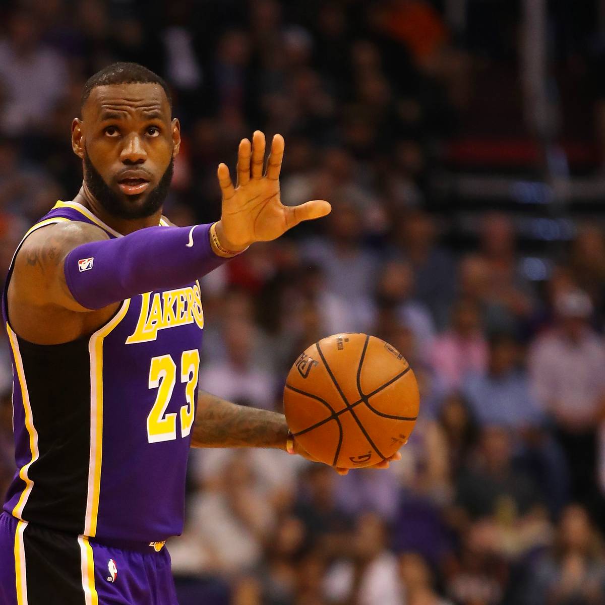 Nba Lebron James Siegt Mit Los Angeles Lakers Gegen Phoenix Suns