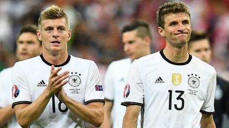 Toni Kroos (l.) und Thomas Müller