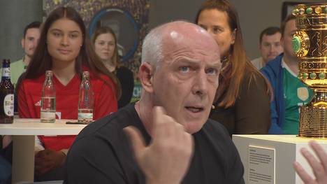 SPORT1 Experte Mario Basler teilt im FANTALK gegen Bayern-Verteidiger Josip Stanisic aus.