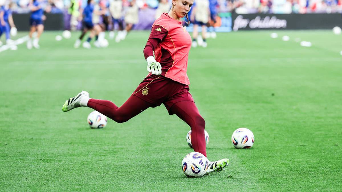 Gegensätzlicher hätten die letzten beiden Saisons nicht verlaufen können: Vor einem Jahr gewann Ena Mahmutovic mit dem MSV Duisburg kein Spiel, kassierte mehr als 60 Gegentreffer und stieg ab. 