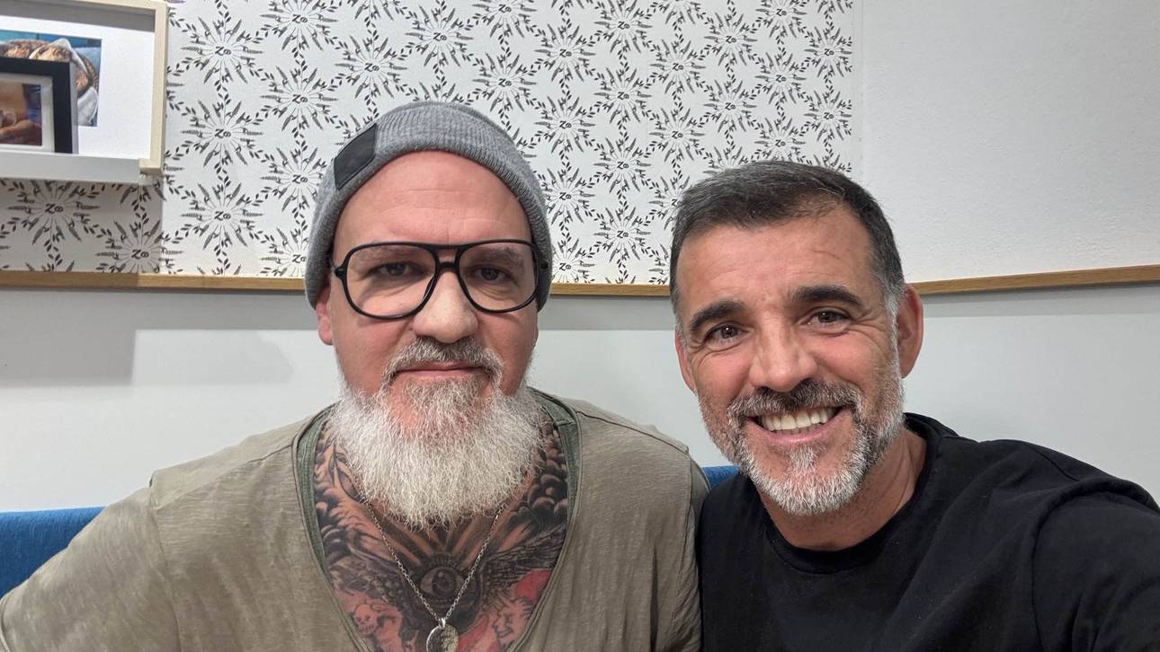 SPORT1-Reporter Reinhard Franke (l.) traf Francisco Copado zum Interview