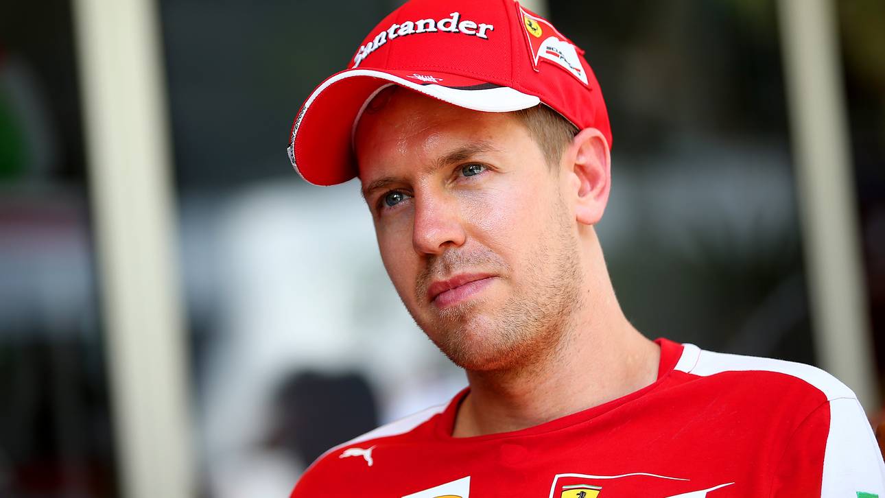 Vettel jagt die Silberpfeile