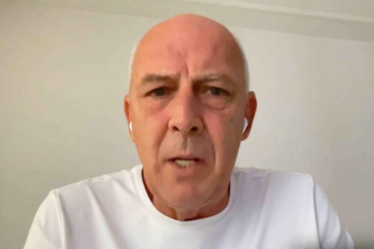 Mario Basler ist nicht der einzige ehemalige Spieler des FC Bayern, der sich über den Rekordmeister äußert. Nun nimmt der SPORT1-Experte Stellung zum Umgang von Ehrenpräsident Uli Hoeneß mit den altgedienten Größen. 