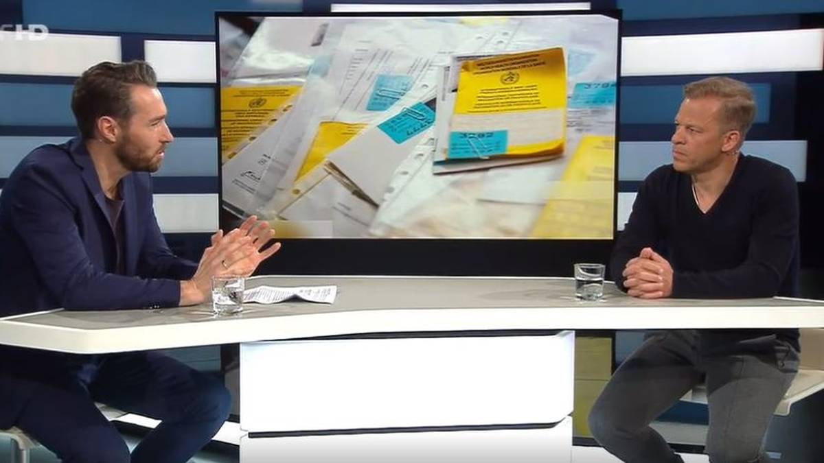 Markus Anfang (re.) im Gespräch mit ZDF-Moderator Sven Voss